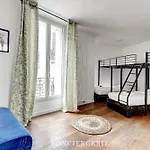 Lägenhet Maison Spacieuse Proche Buttes-chaumont Avec Baby-foot